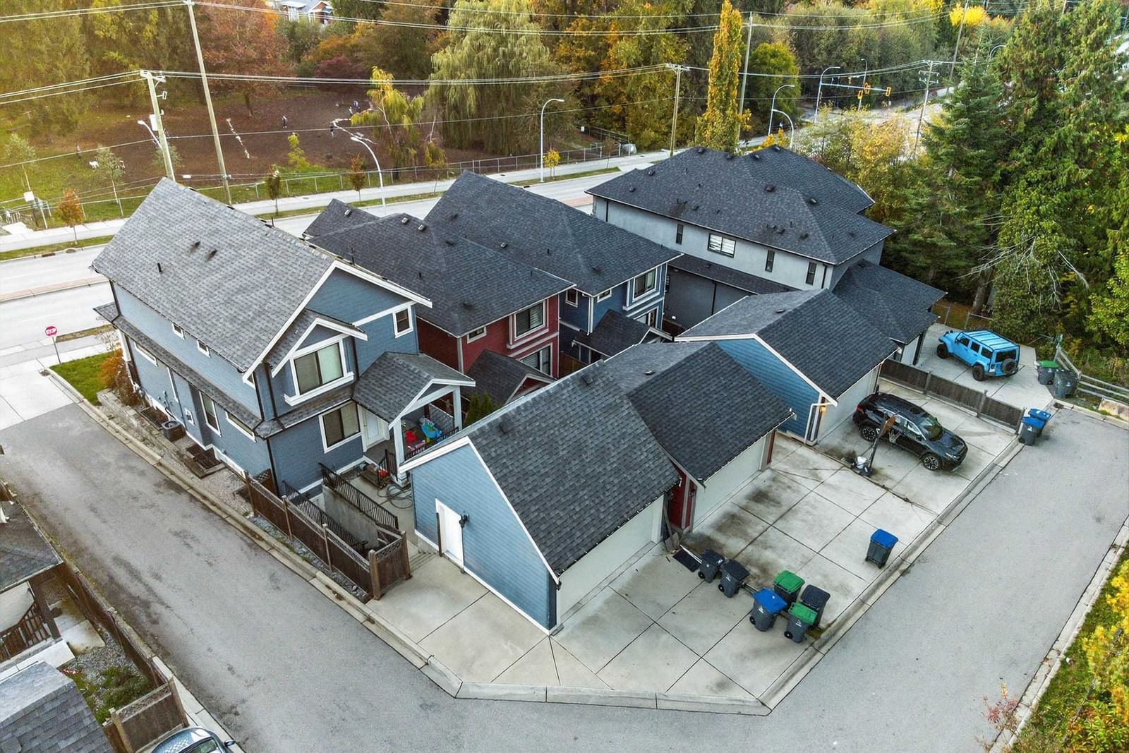 Listing Image 17