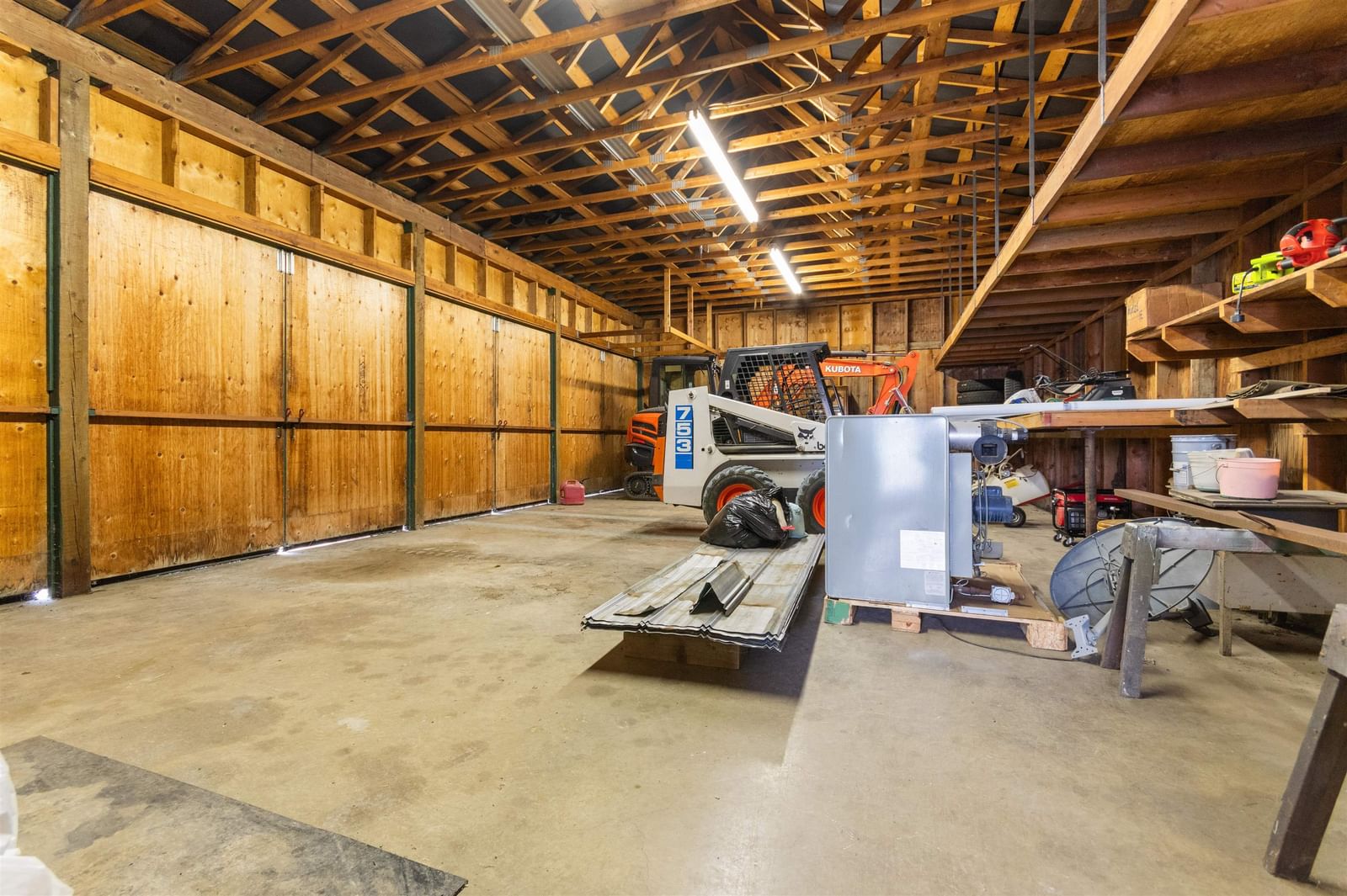 Listing Image 25