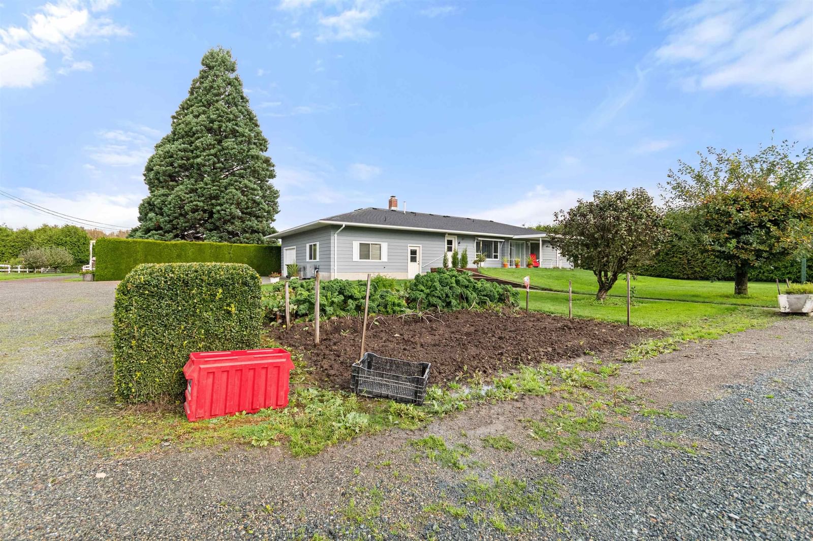 Listing Image 8
