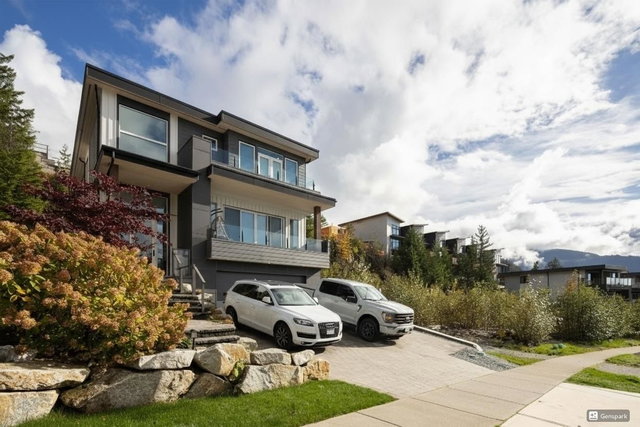 24 - 3385 Mamquam Road