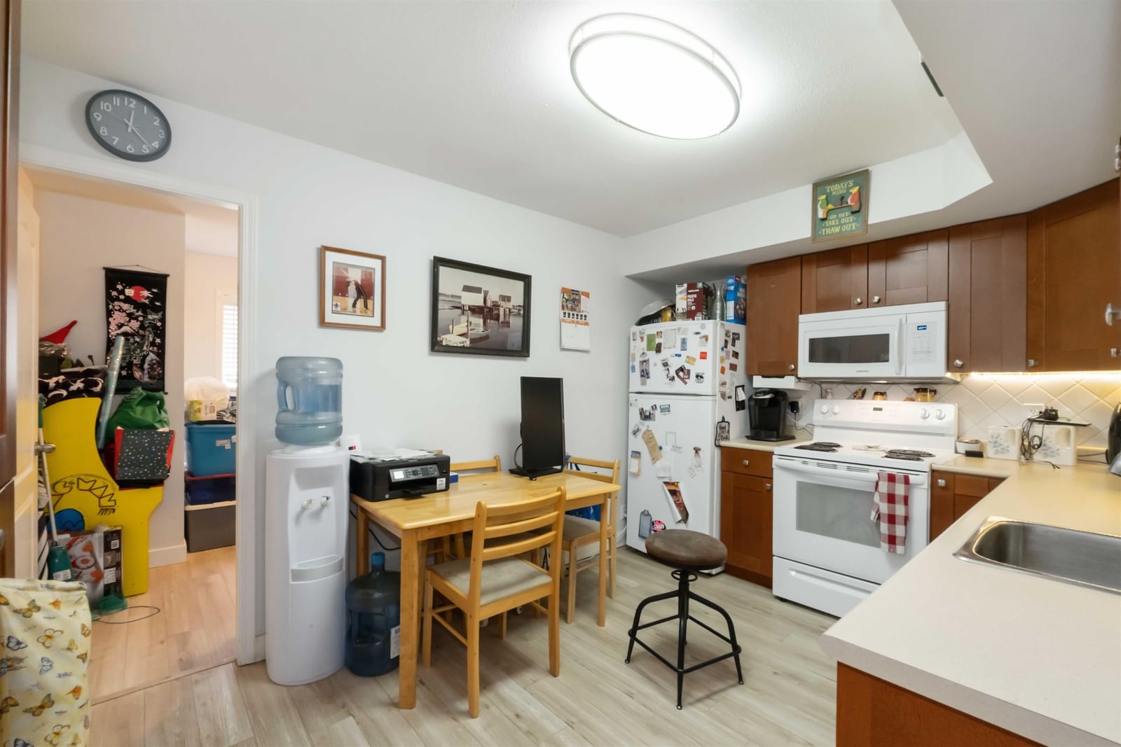 Listing Image 23