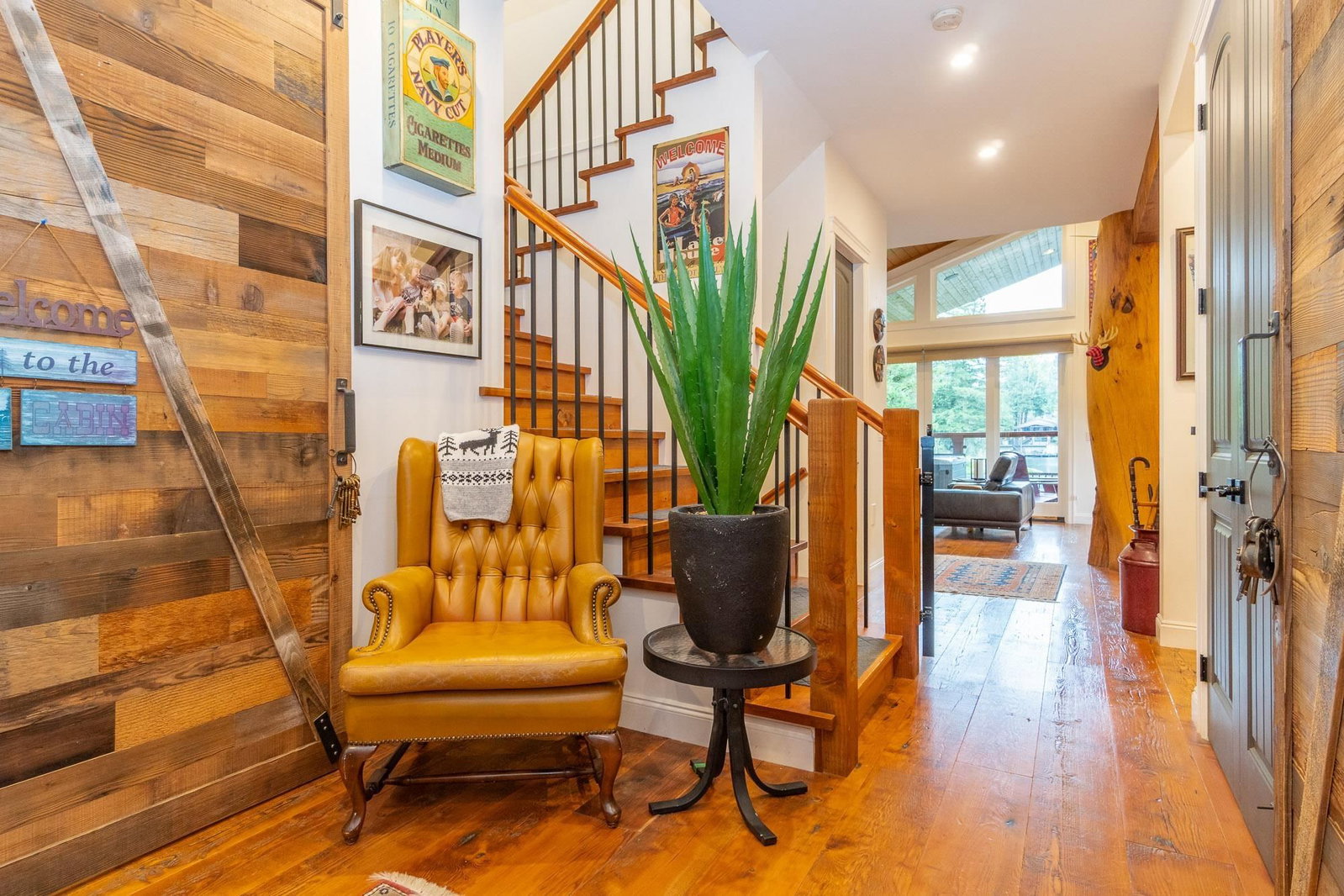Listing Image 11