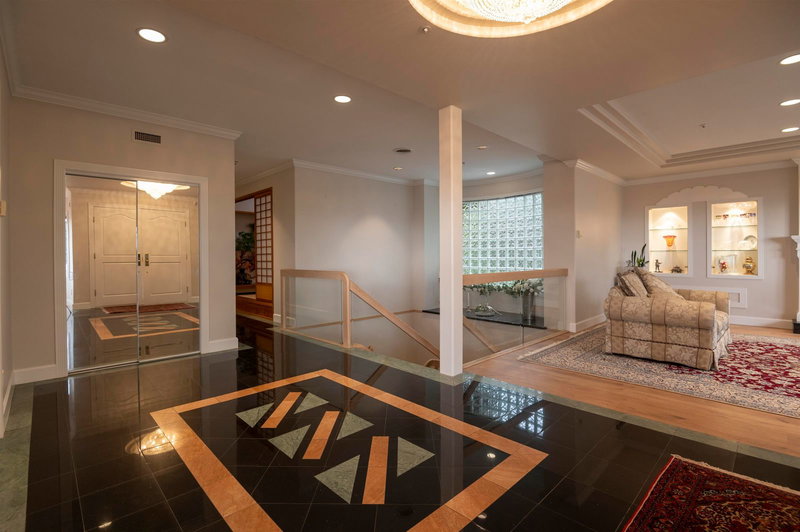 2572 Westhill Close, West Vancouver, V7S 3E6 | Image 2