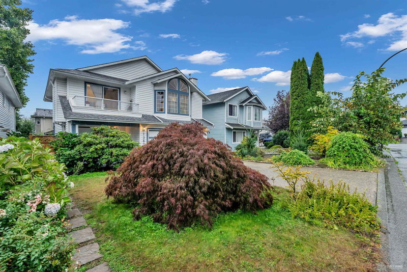 1382 Sutherland Avenue, Port Coquitlam, V3B 7G7 | Image 3