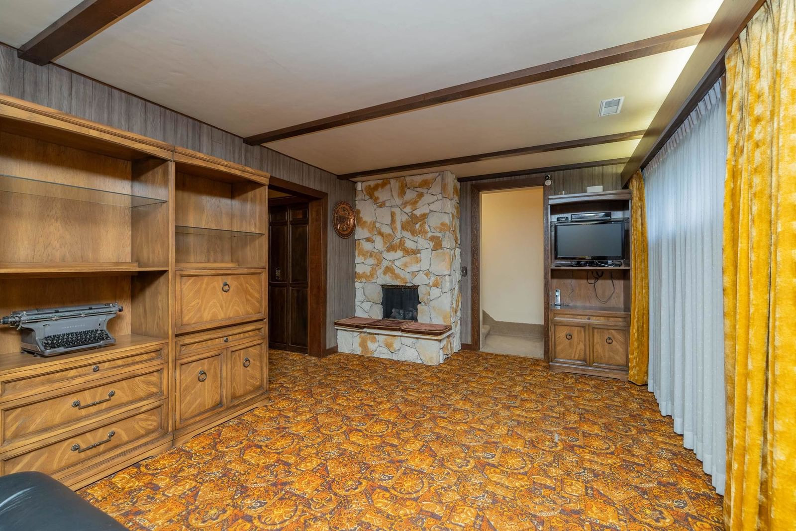 Listing Image 20