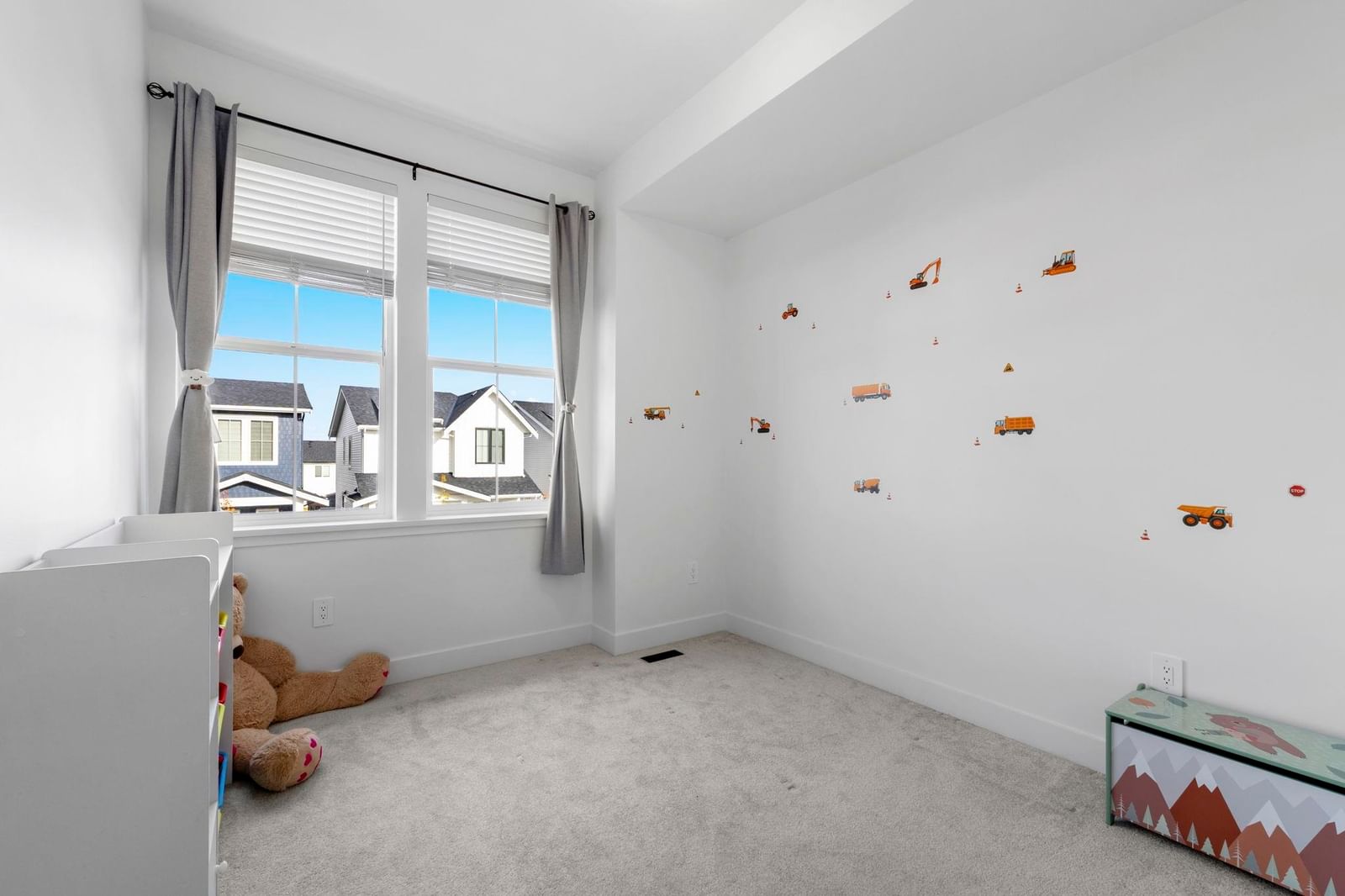 Listing Image 23
