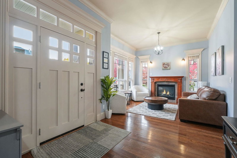 18938 54a Avenue, Surrey, V3S 6R4 | Image 3