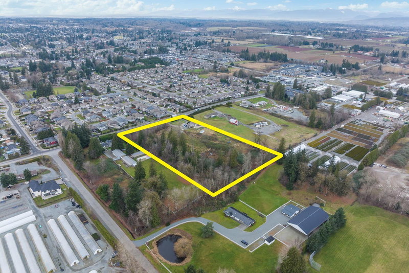 2790 Lefeuvre Road, Abbotsford, V4X 1H5 | Image 2