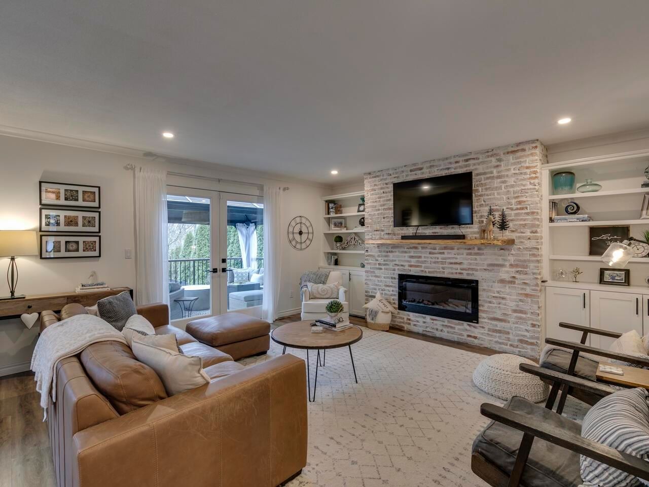Listing Image 8
