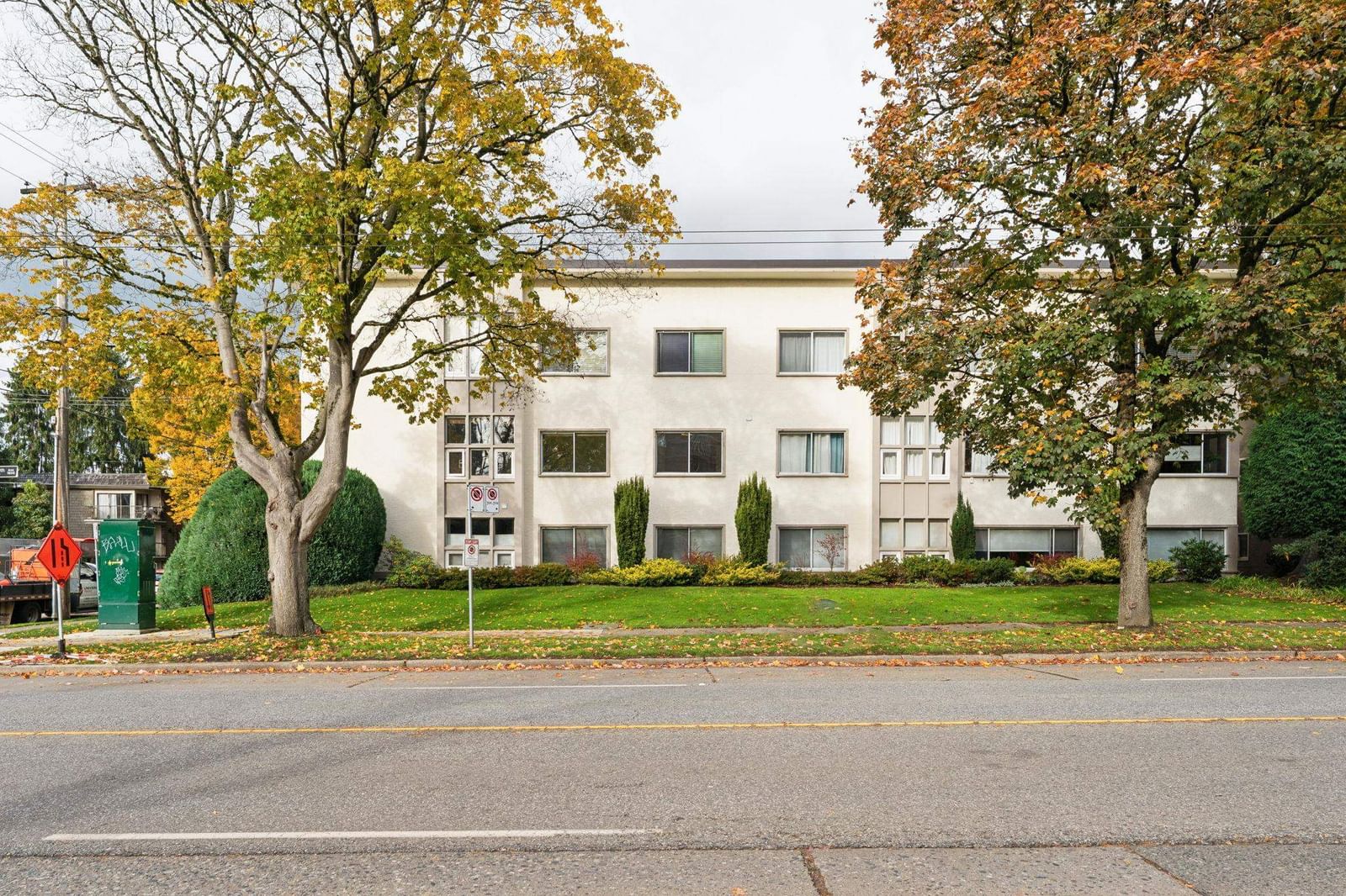 Listing Image 26