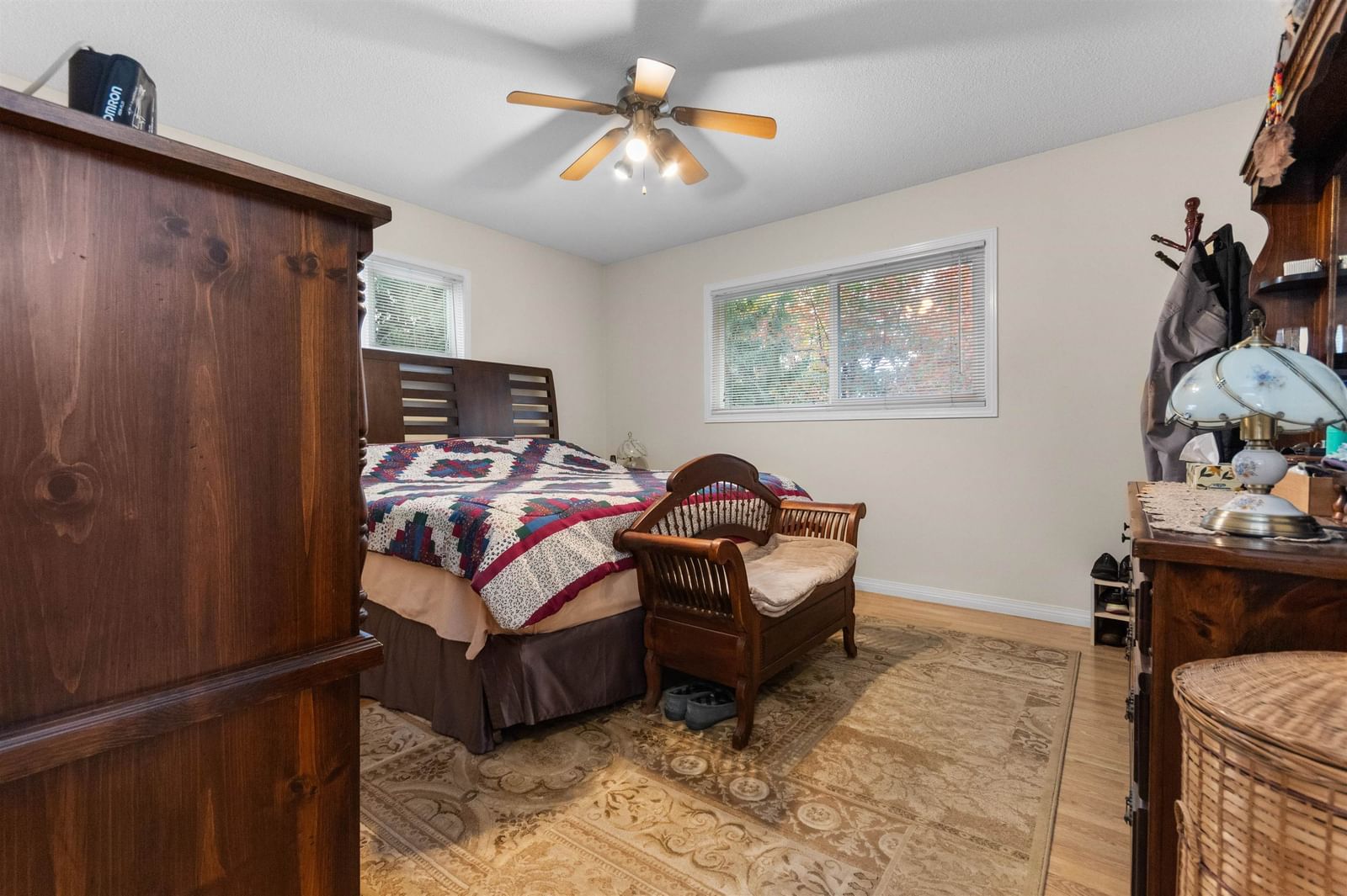 Listing Image 18