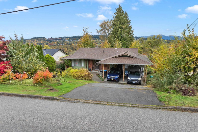 1507 Elinor Crescent, Port Coquitlam, V3C 2Y3 | Image 2