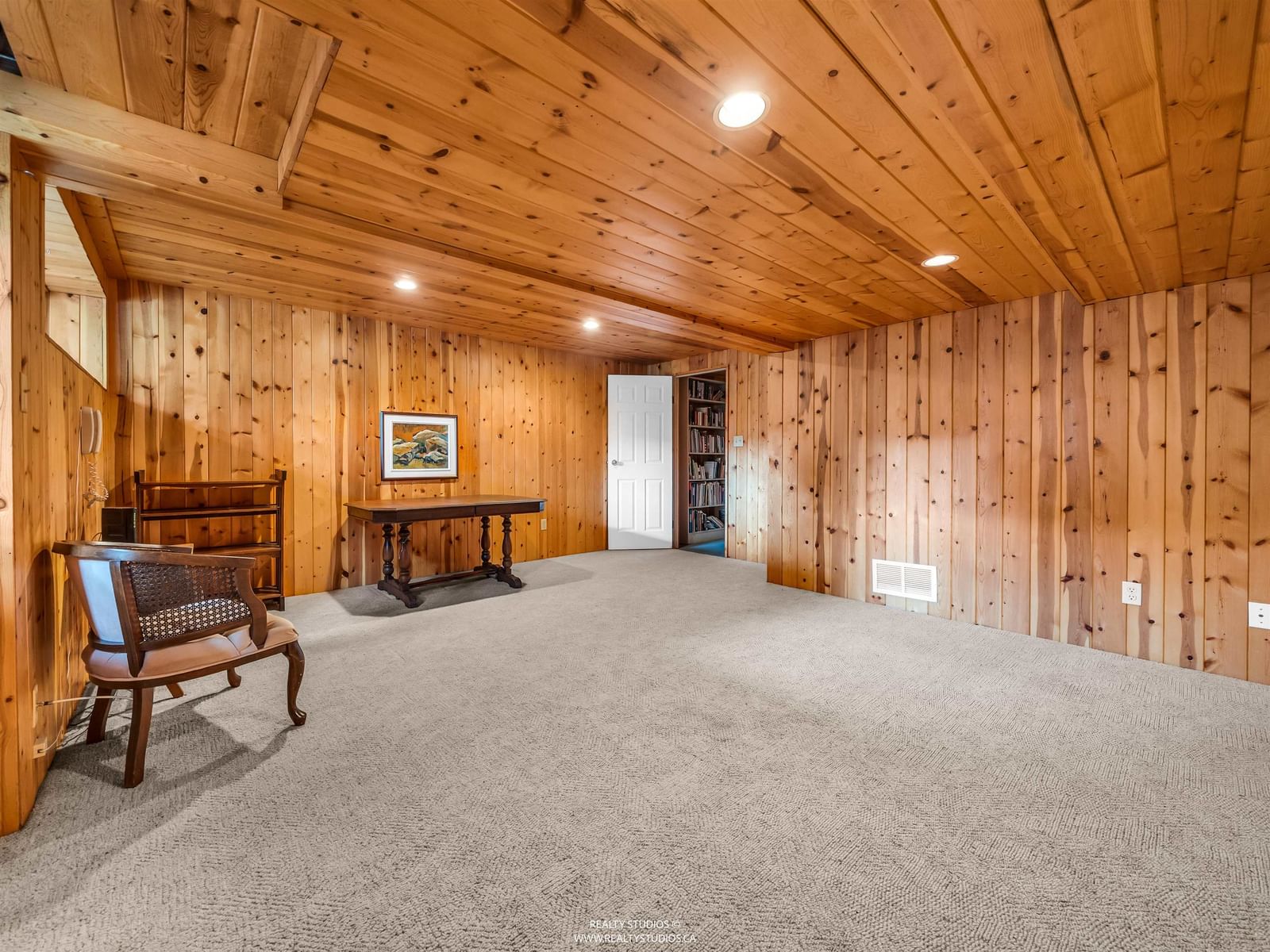 Listing Image 26