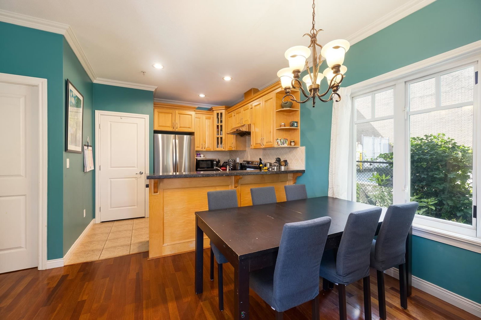 Listing Image 1