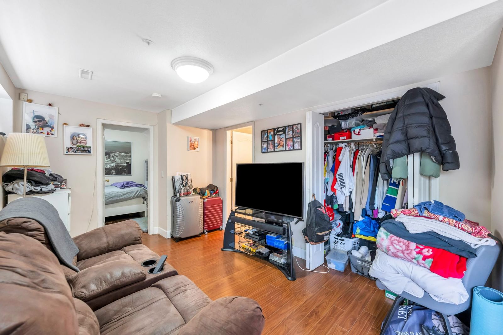 Listing Image 30
