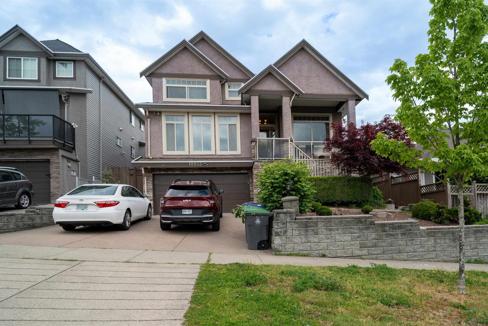 Listing Image 1