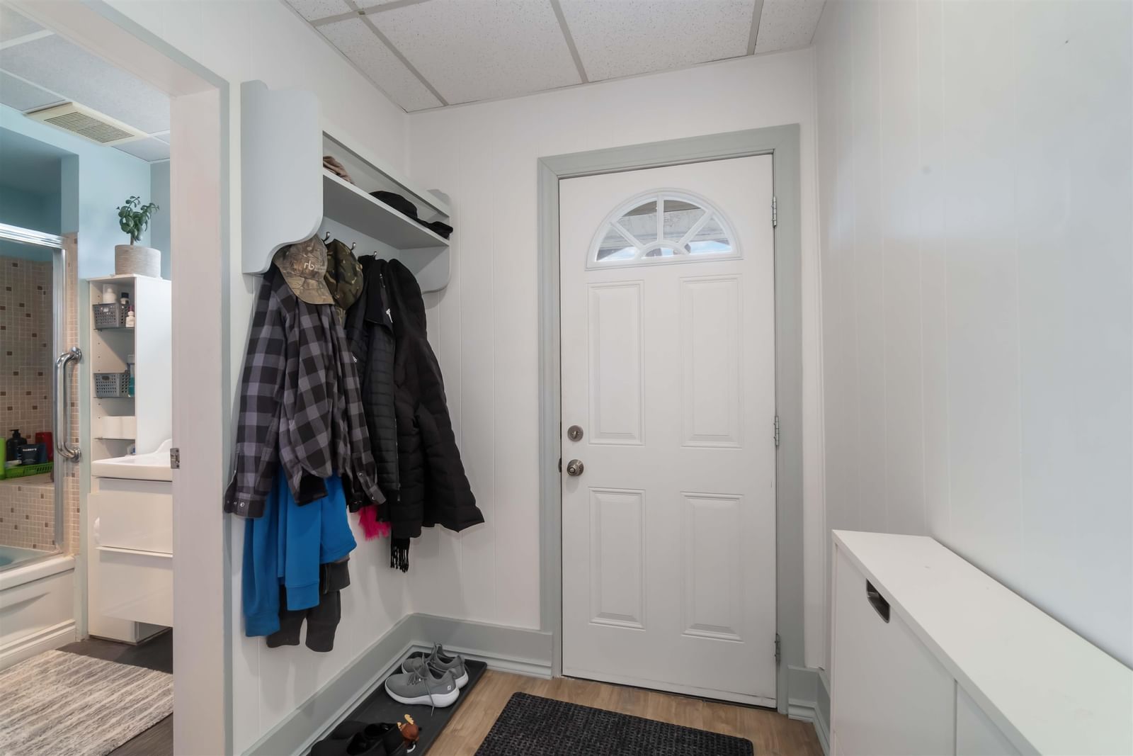 Listing Image 15