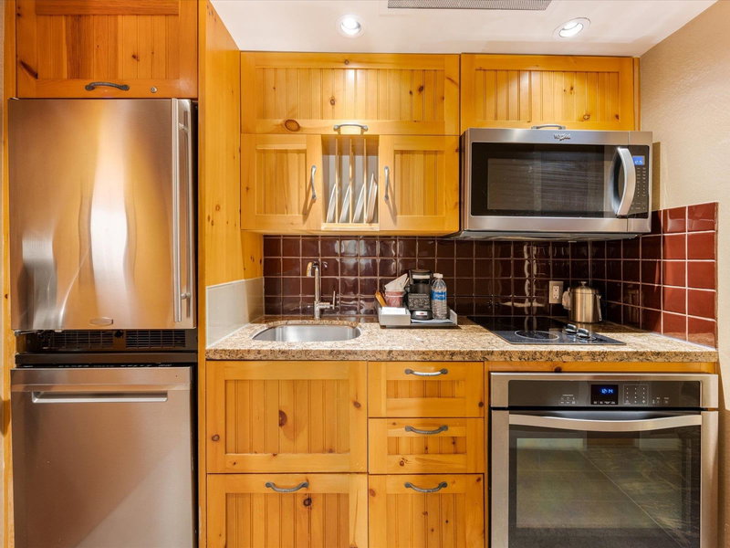 874 - 4090 Whistler Way, Whistler, V8E 1J3 | Image 3