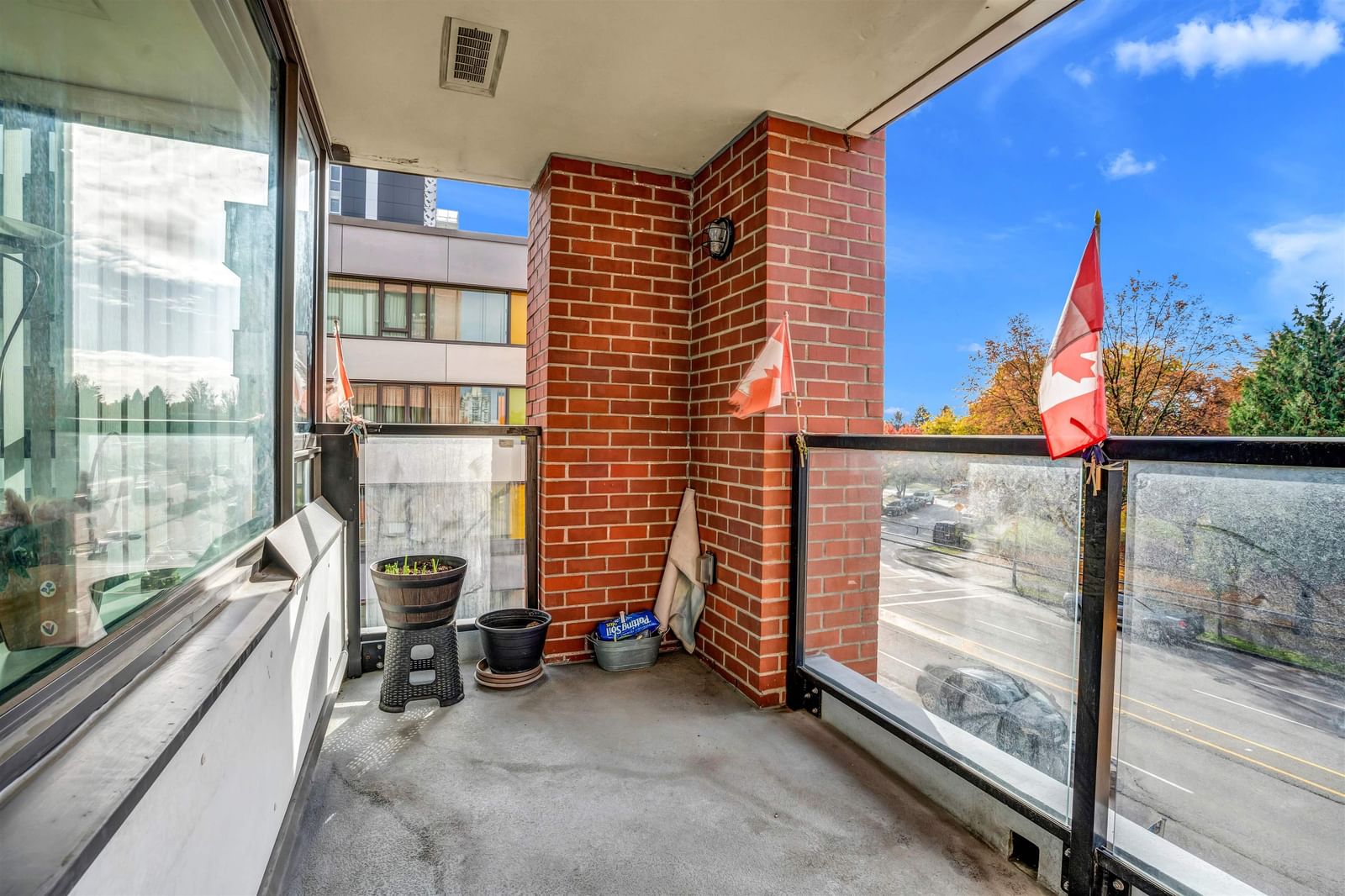 Listing Image 25