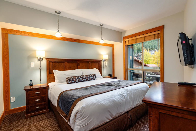 315B - 2036 London Lane, Whistler, V8E 0N7 | Image 3