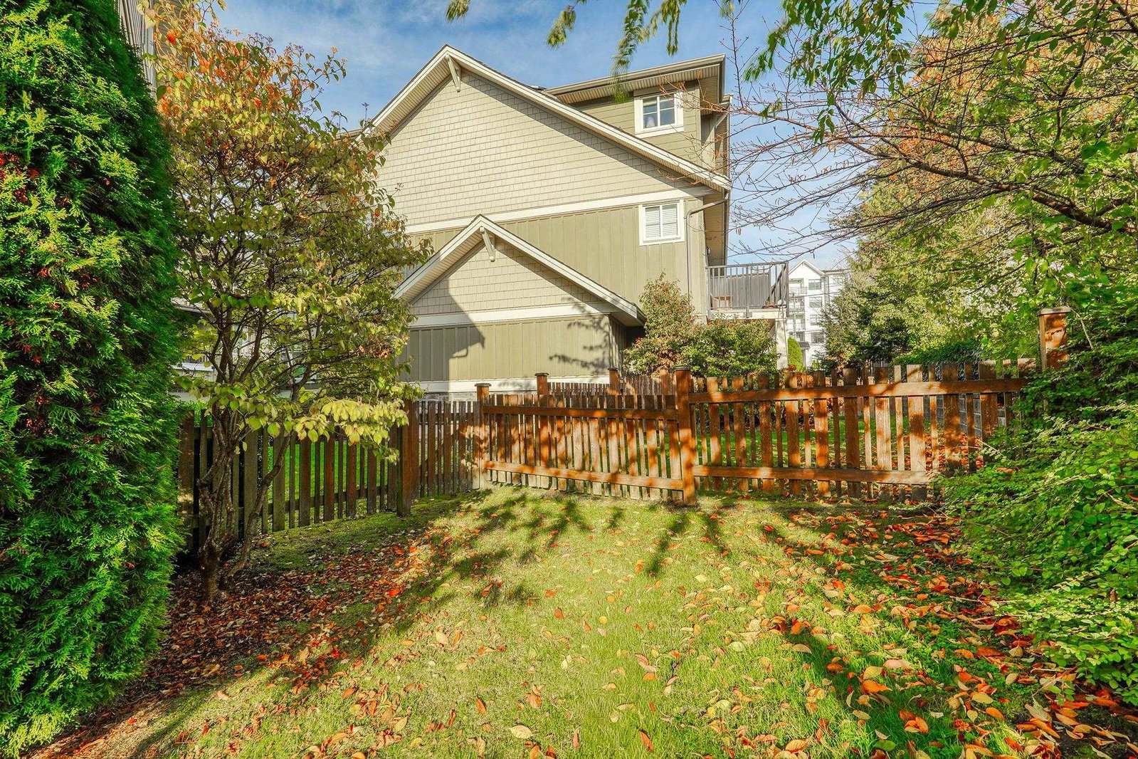 Listing Image 17