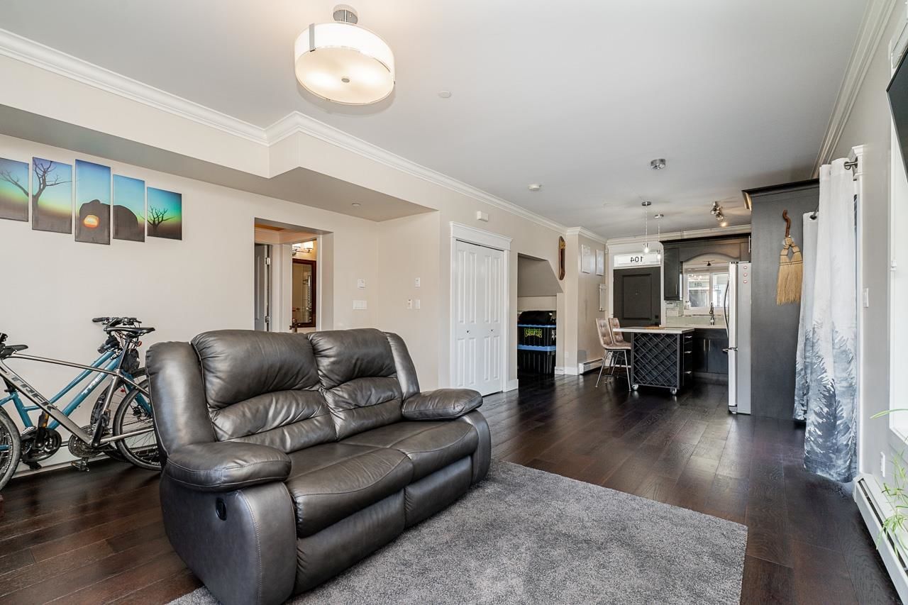 Listing Image 13