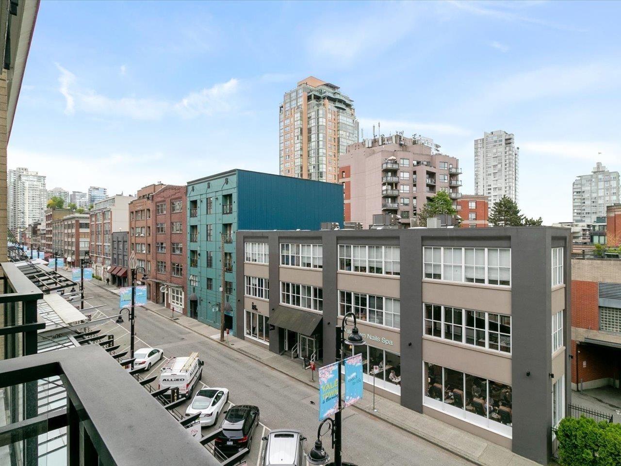 Listing Image 11