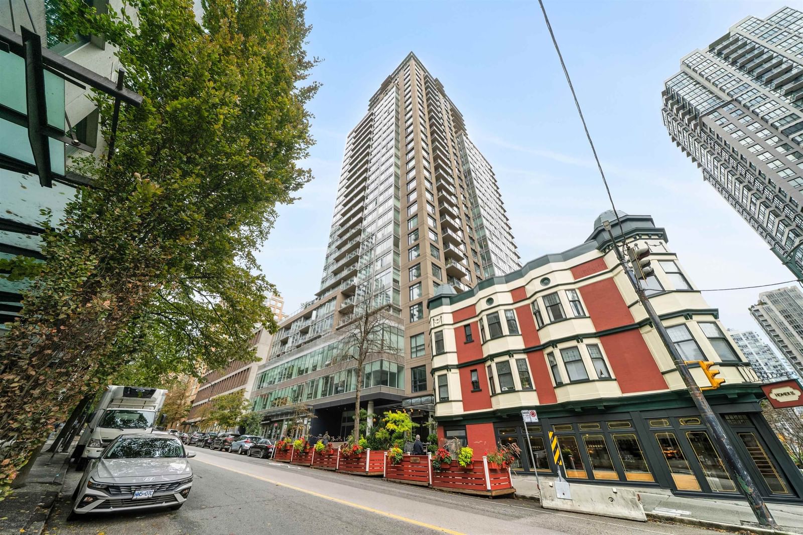 Listing Image 1