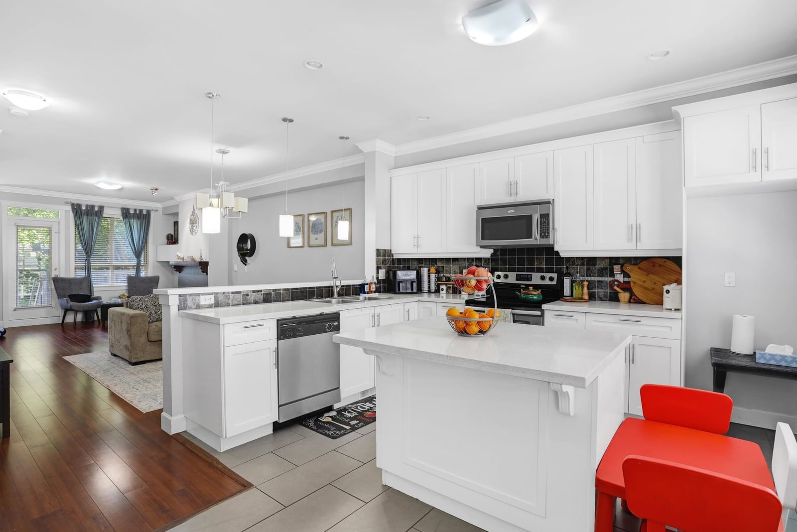 Listing Image 13