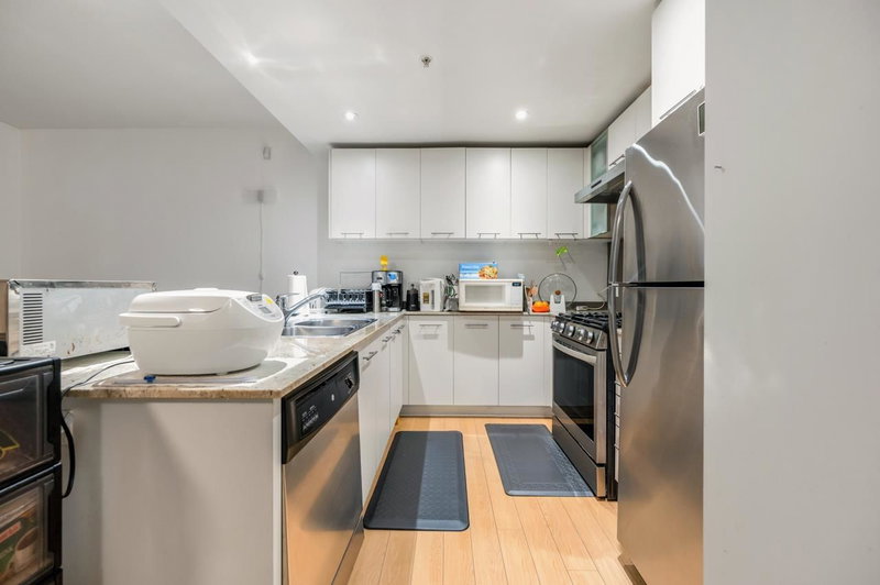 1 - 3111 Corvette Way, Richmond, V6X 4K3 | Image 3