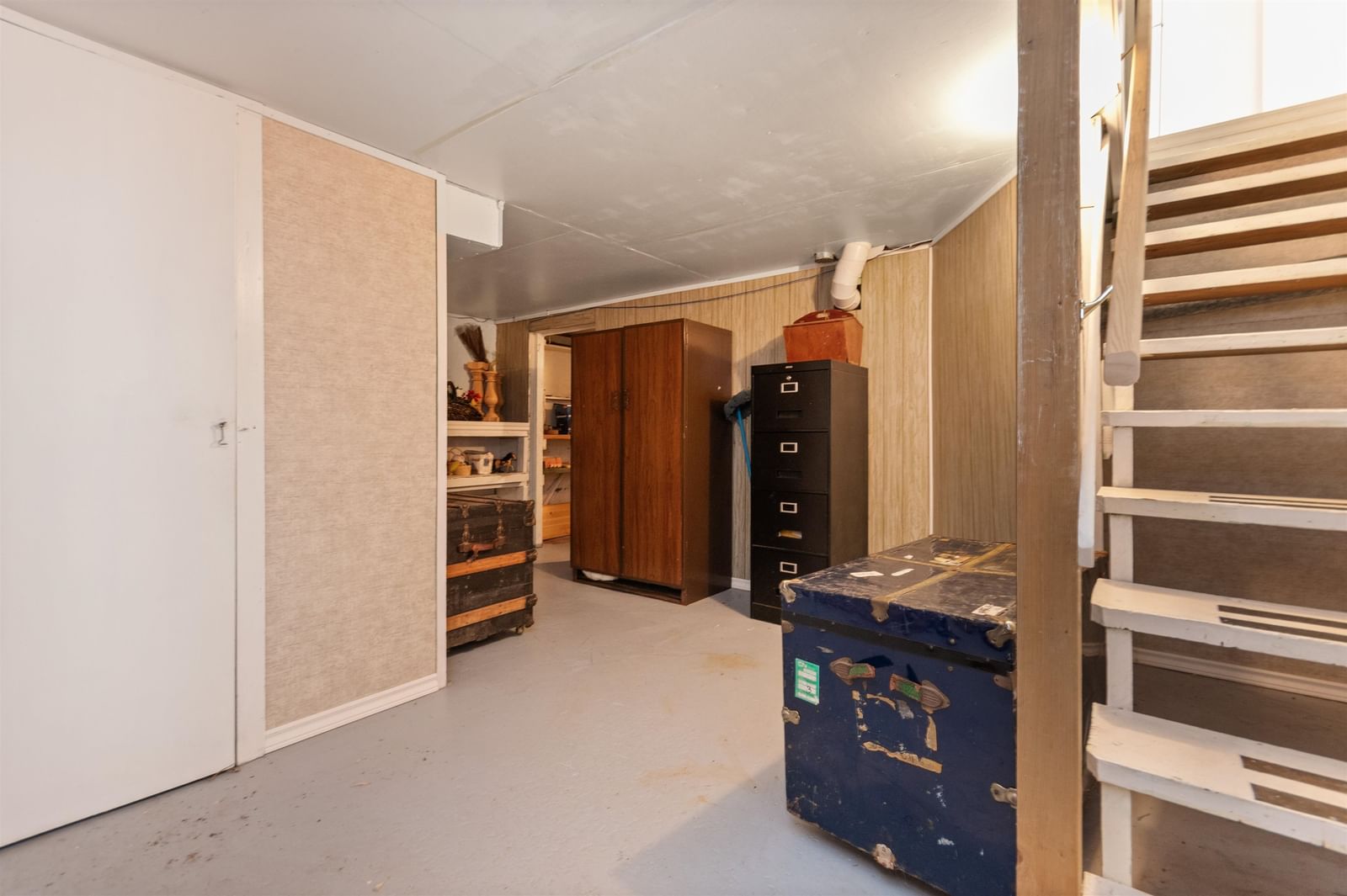 Listing Image 32