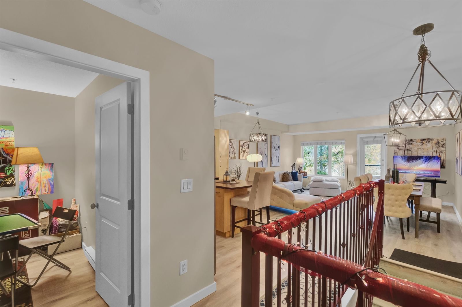 Listing Image 23
