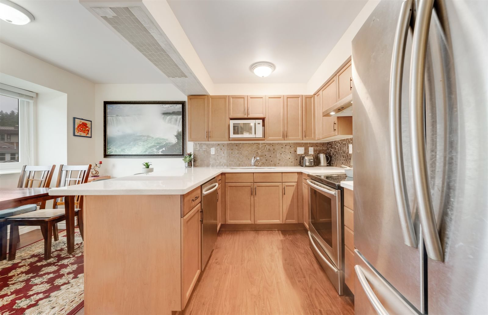 Listing Image 19
