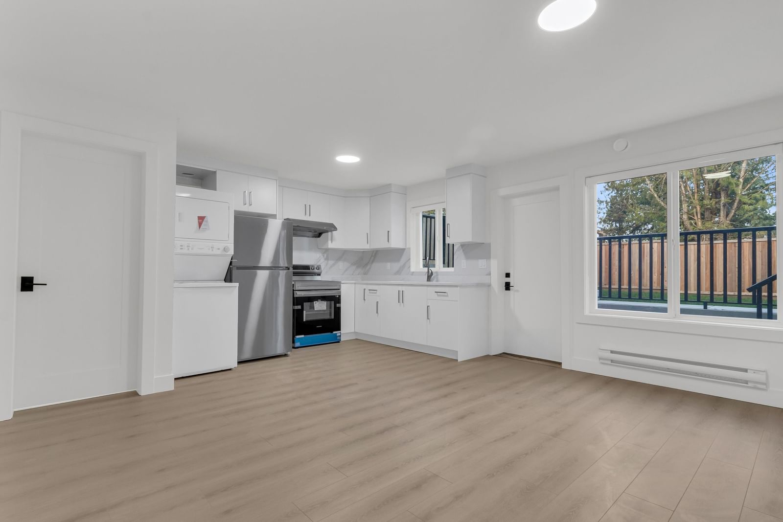 Listing Image 21