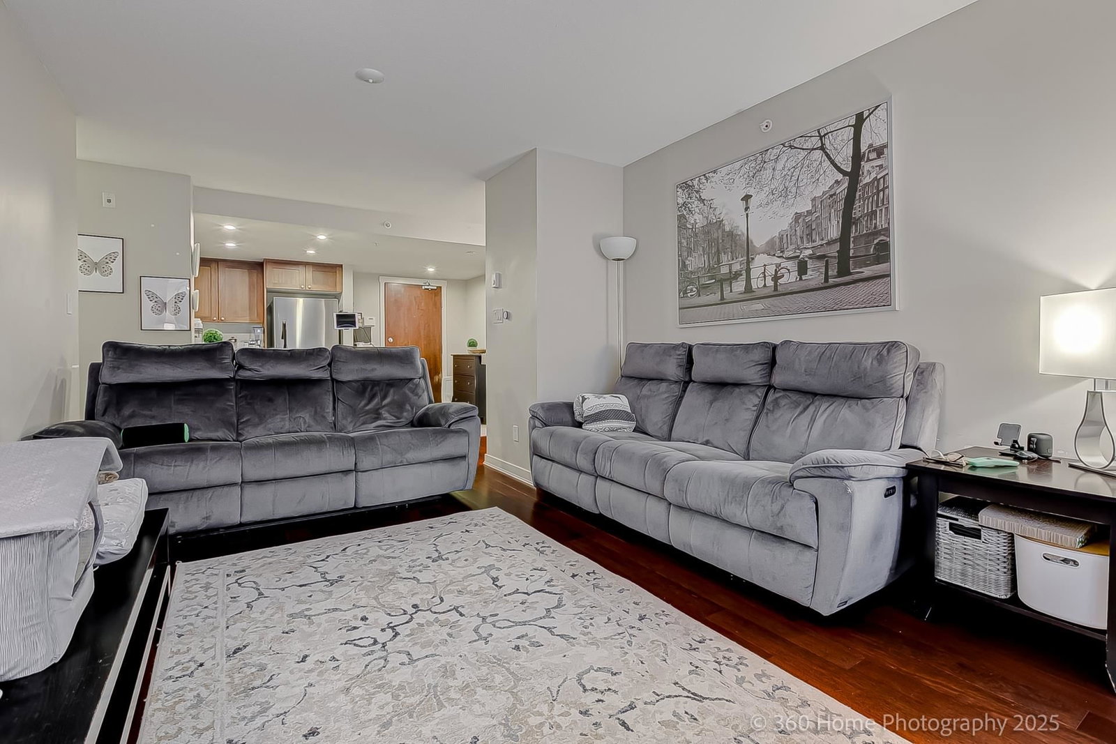 Listing Image 13