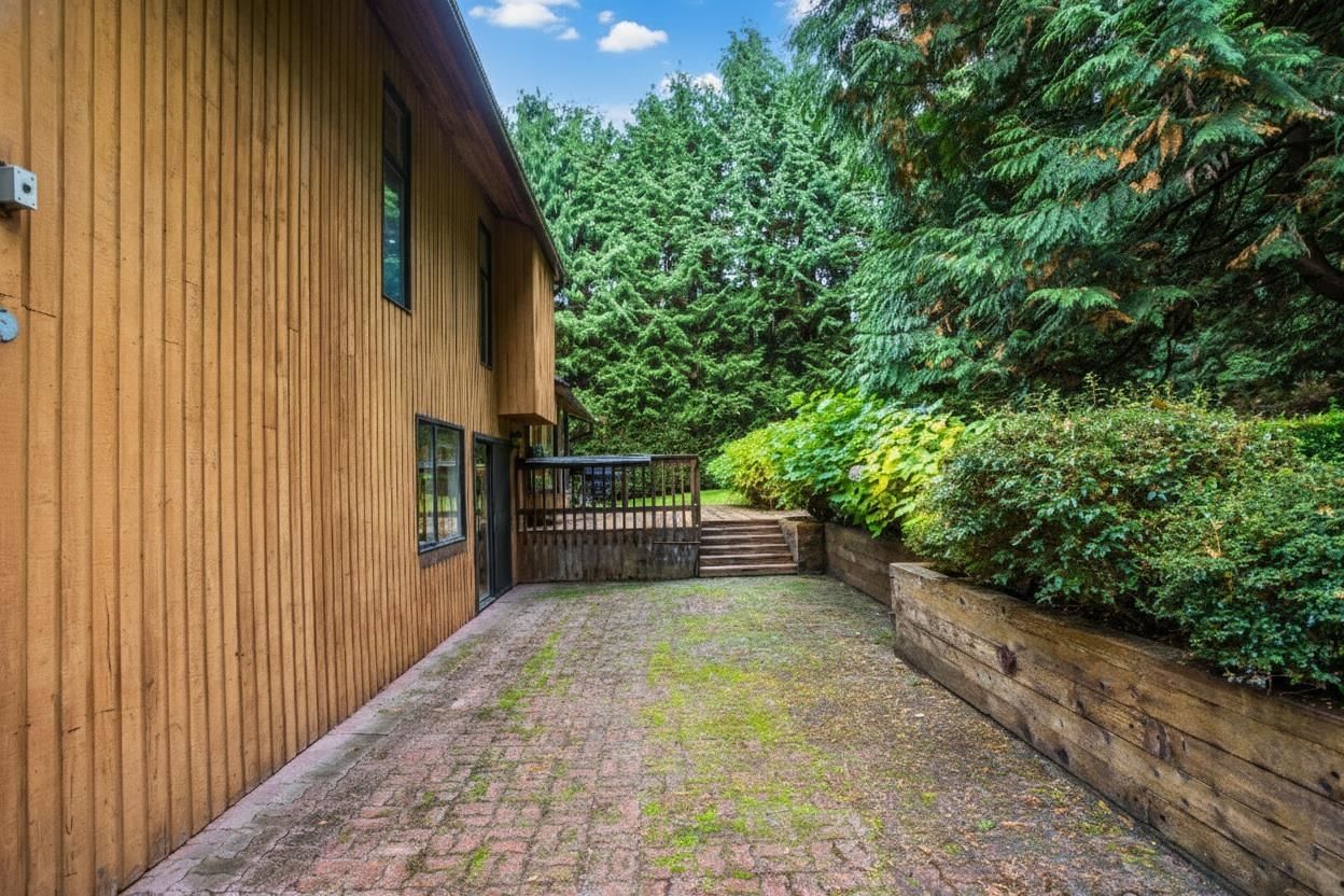 Listing Image 32
