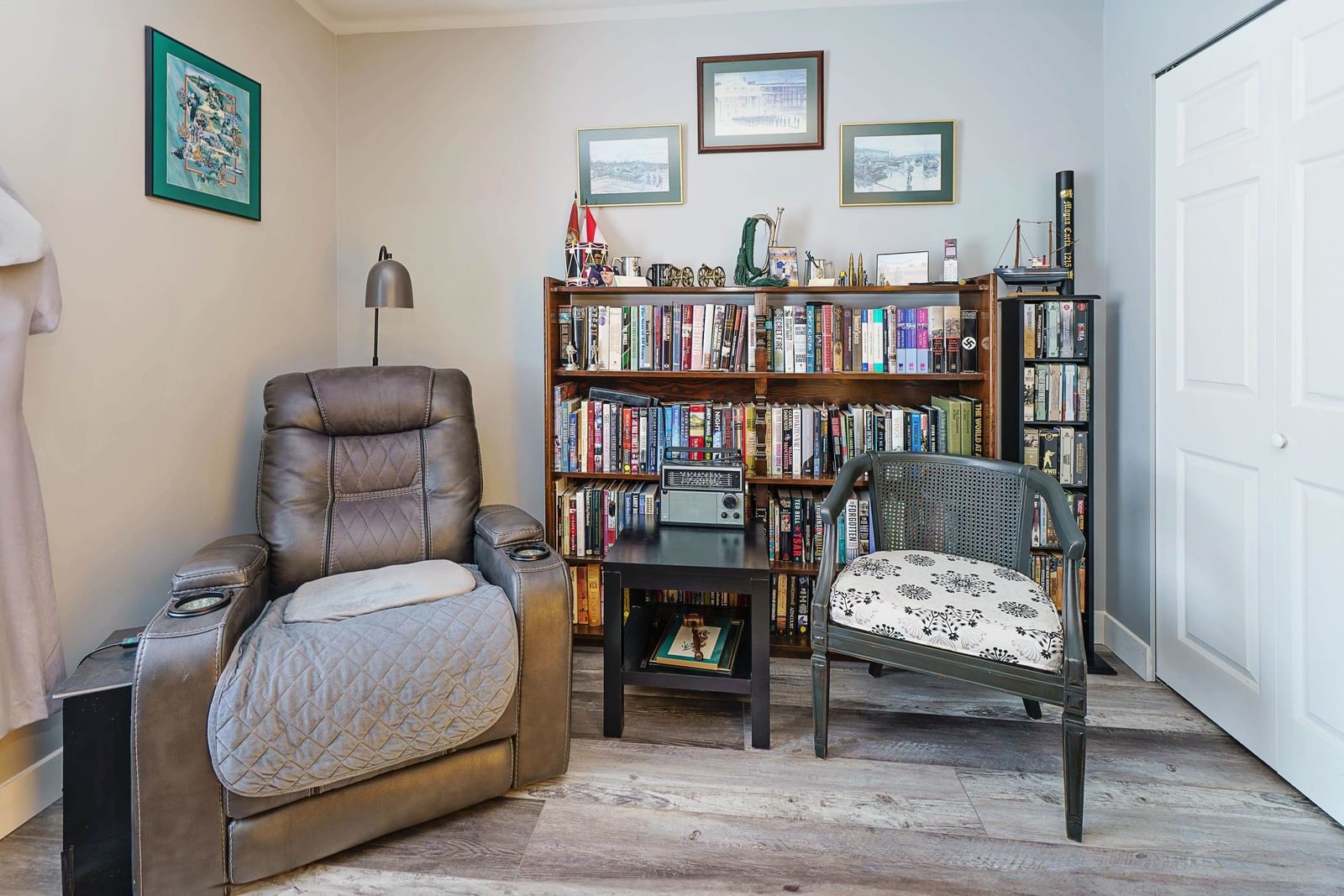 Listing Image 15
