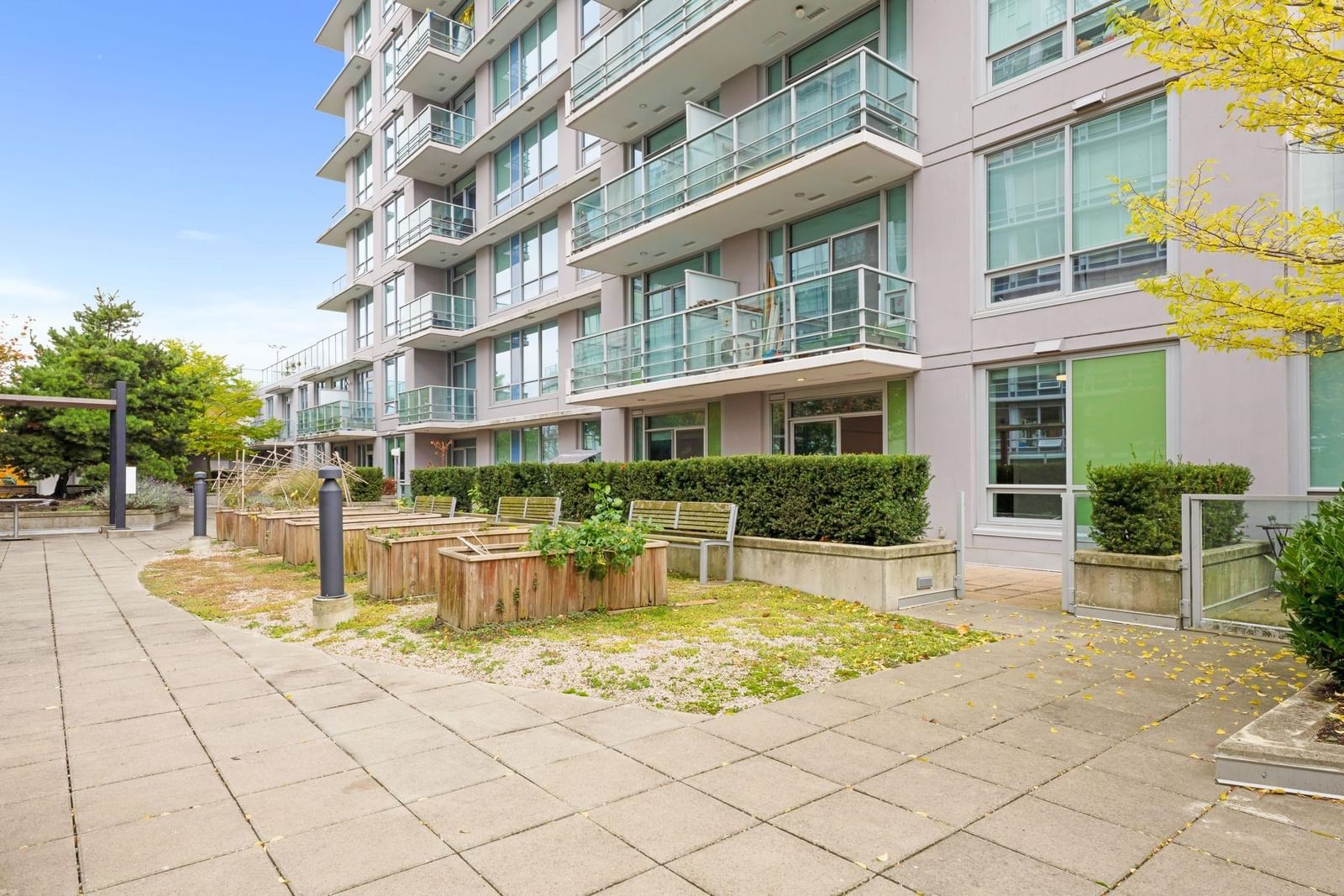 Listing Image 20