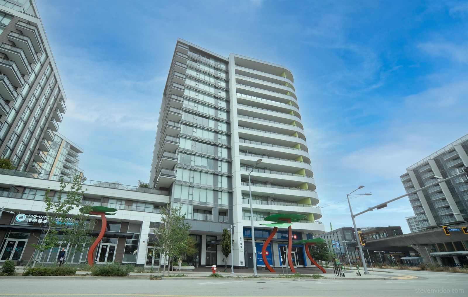 Listing Image 3