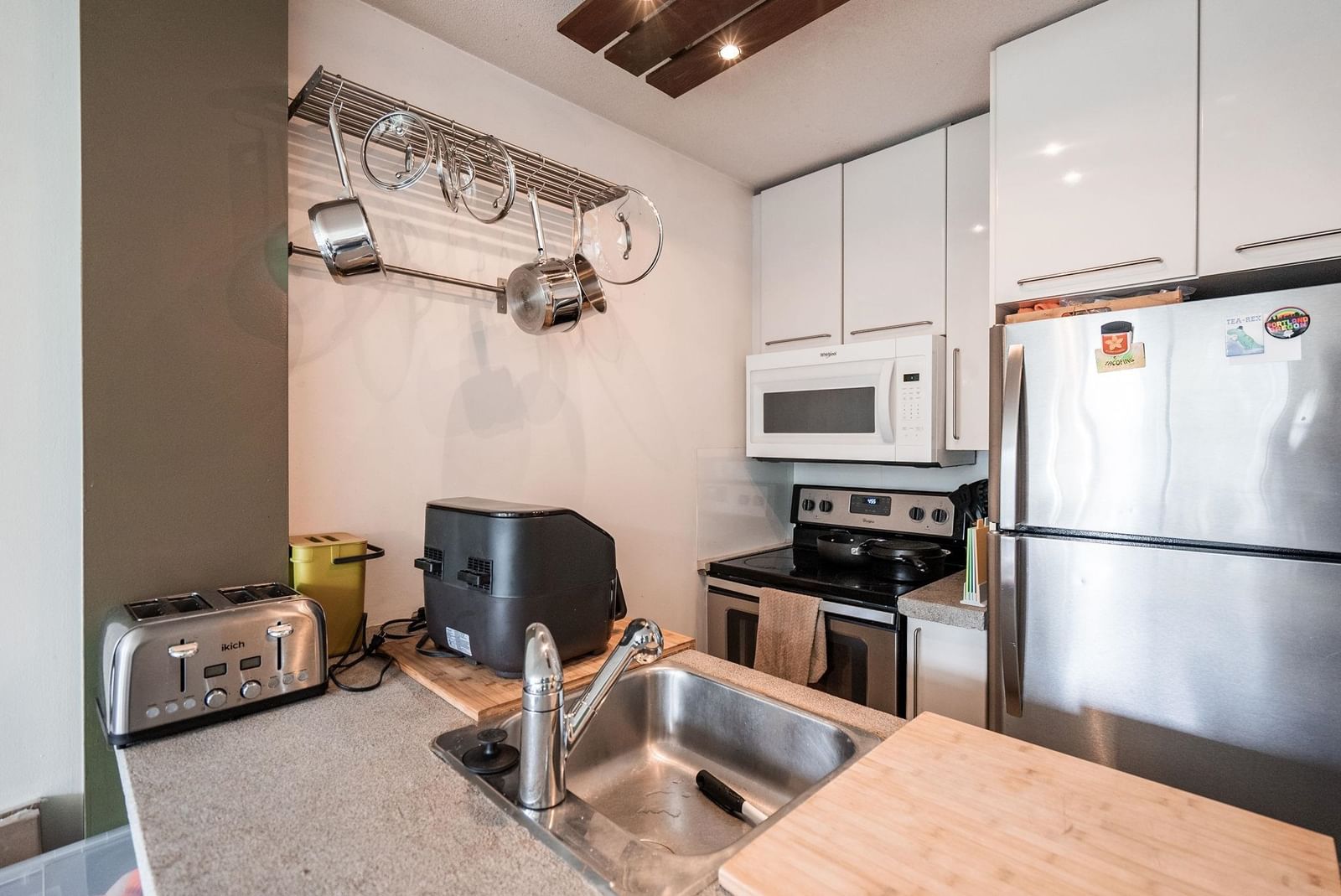 Listing Image 15