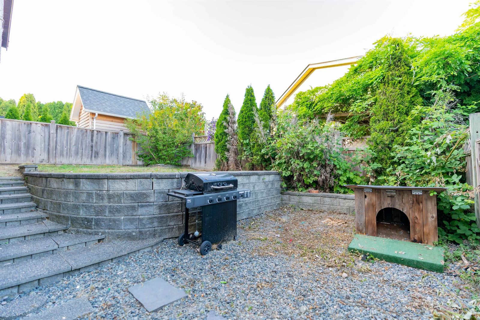 Listing Image 16