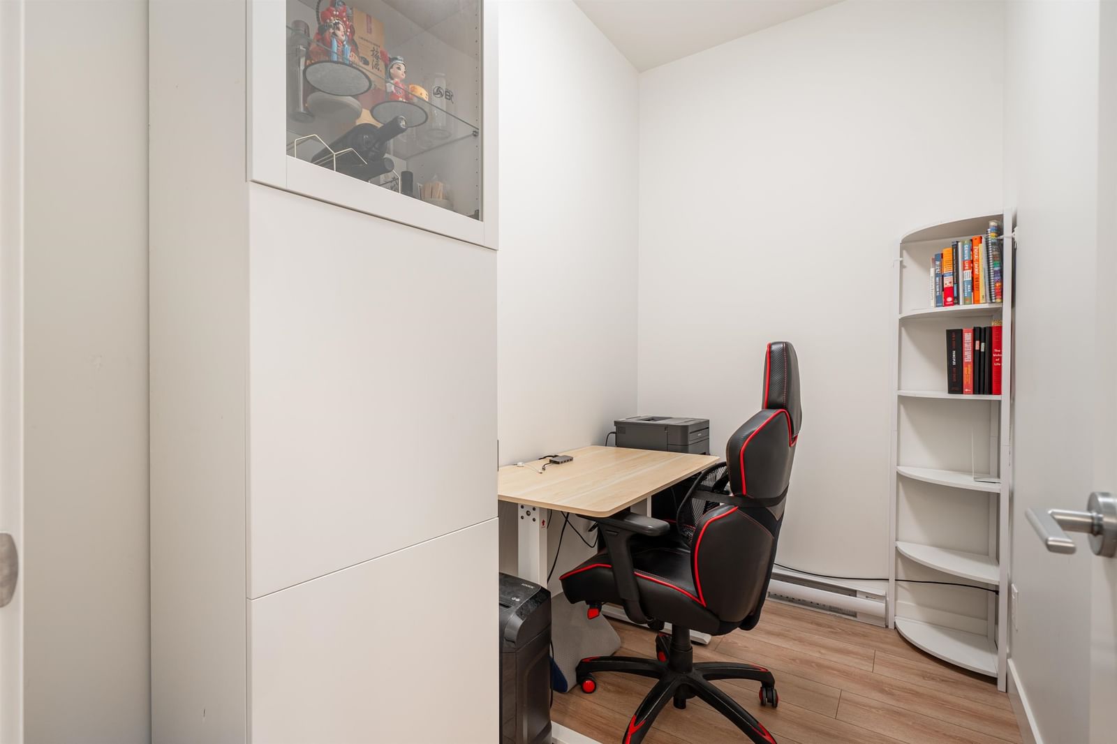 Listing Image 19