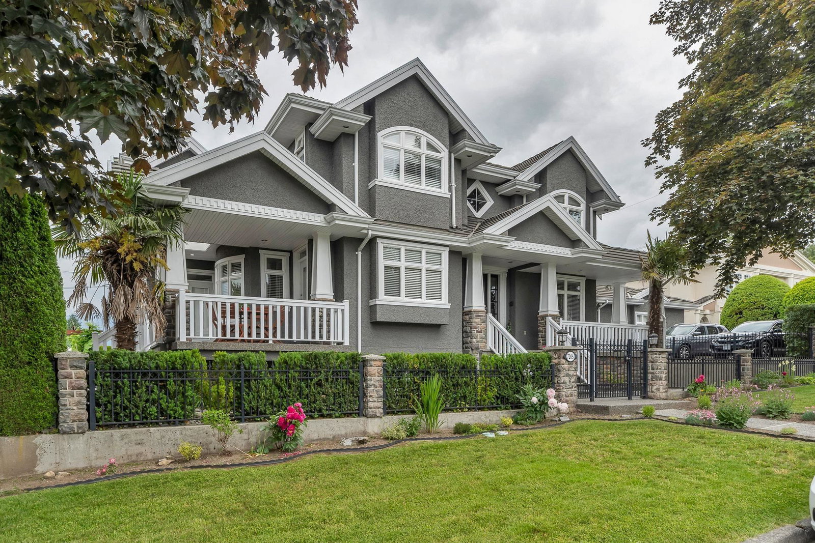 Listing Image 3