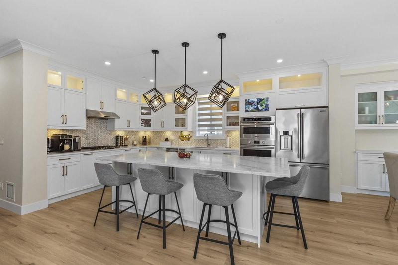 20388 Wicklund Avenue, Maple Ridge, V2X 2Z5 | Image 3