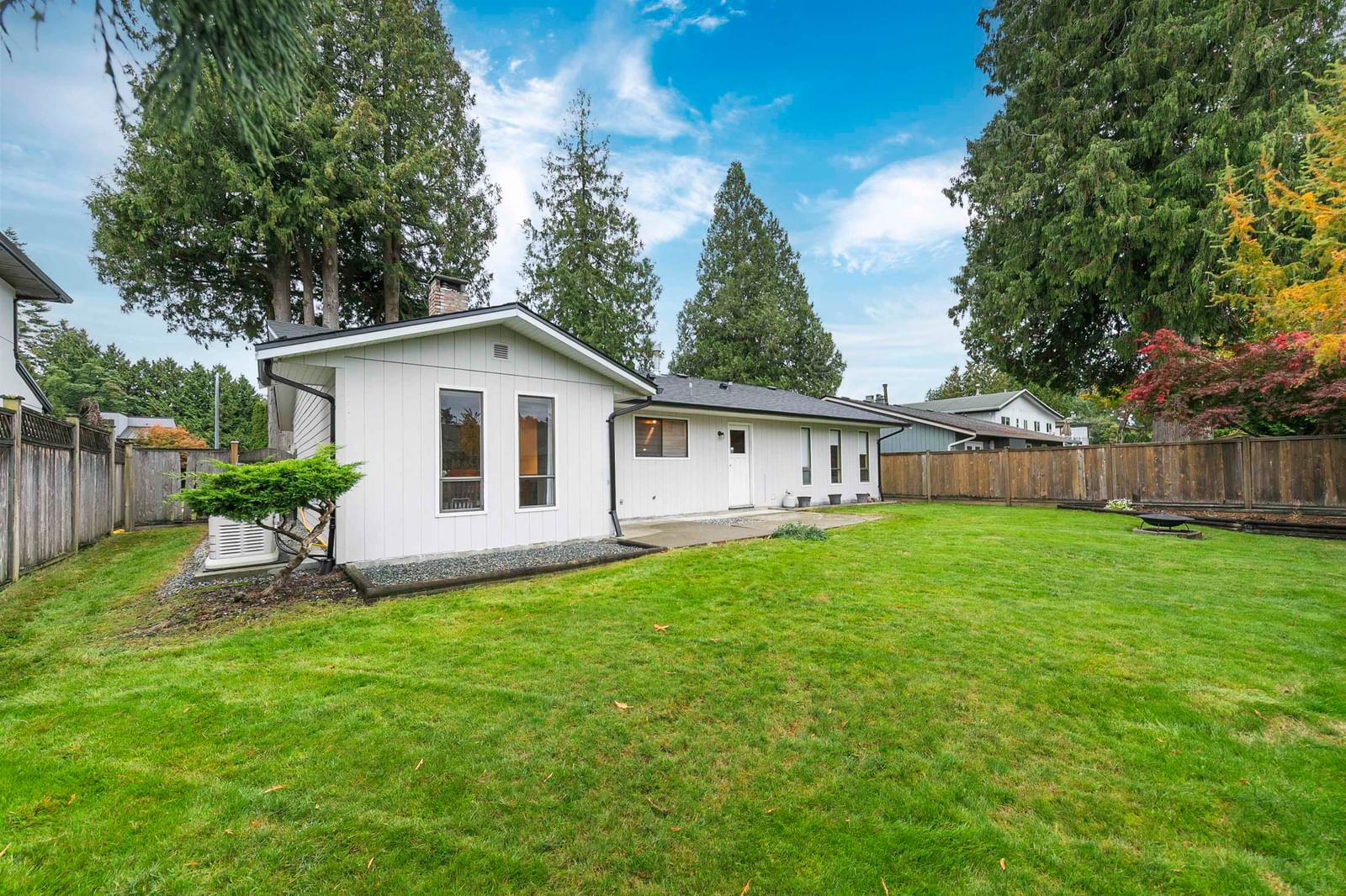 Listing Image 19