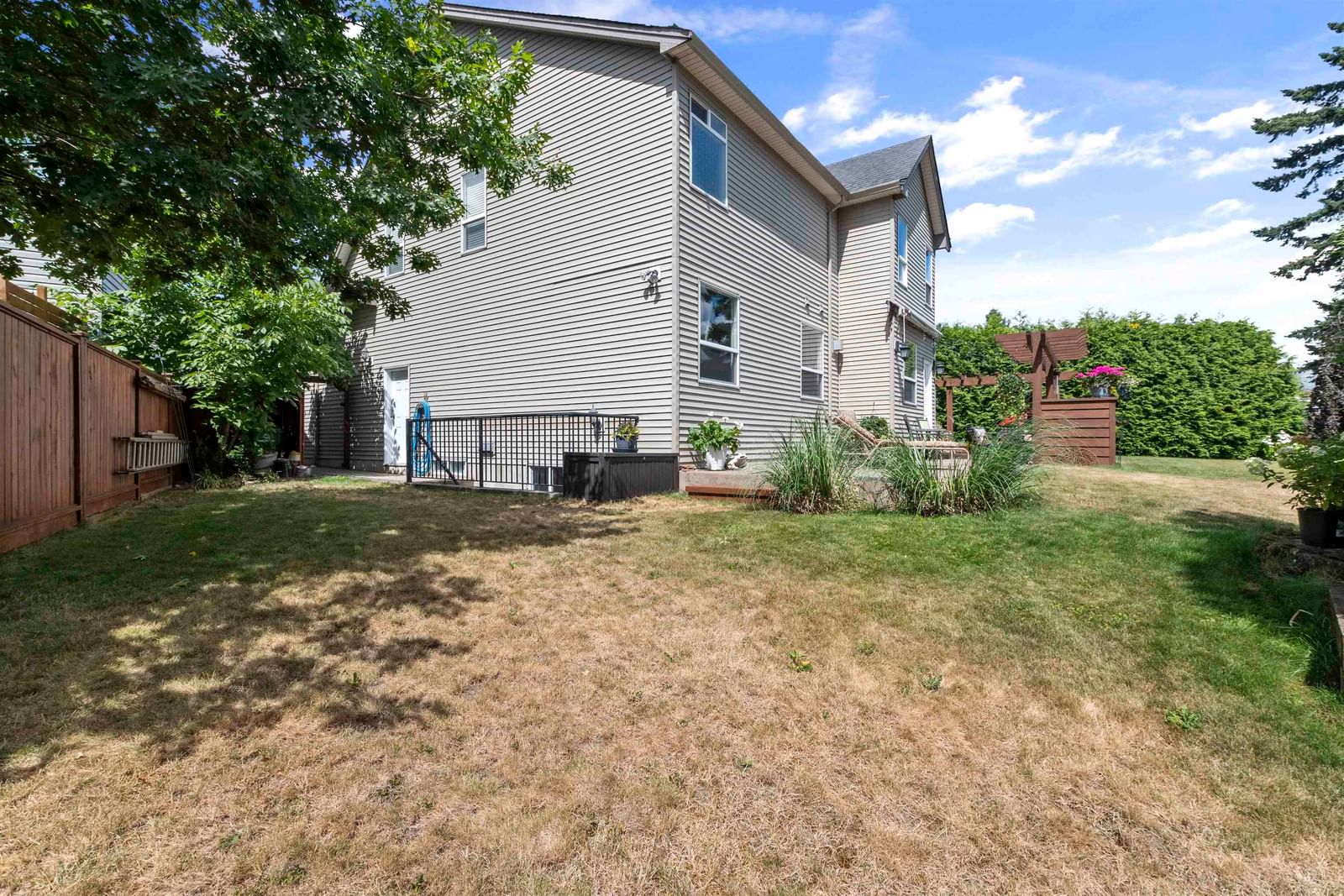 Listing Image 38