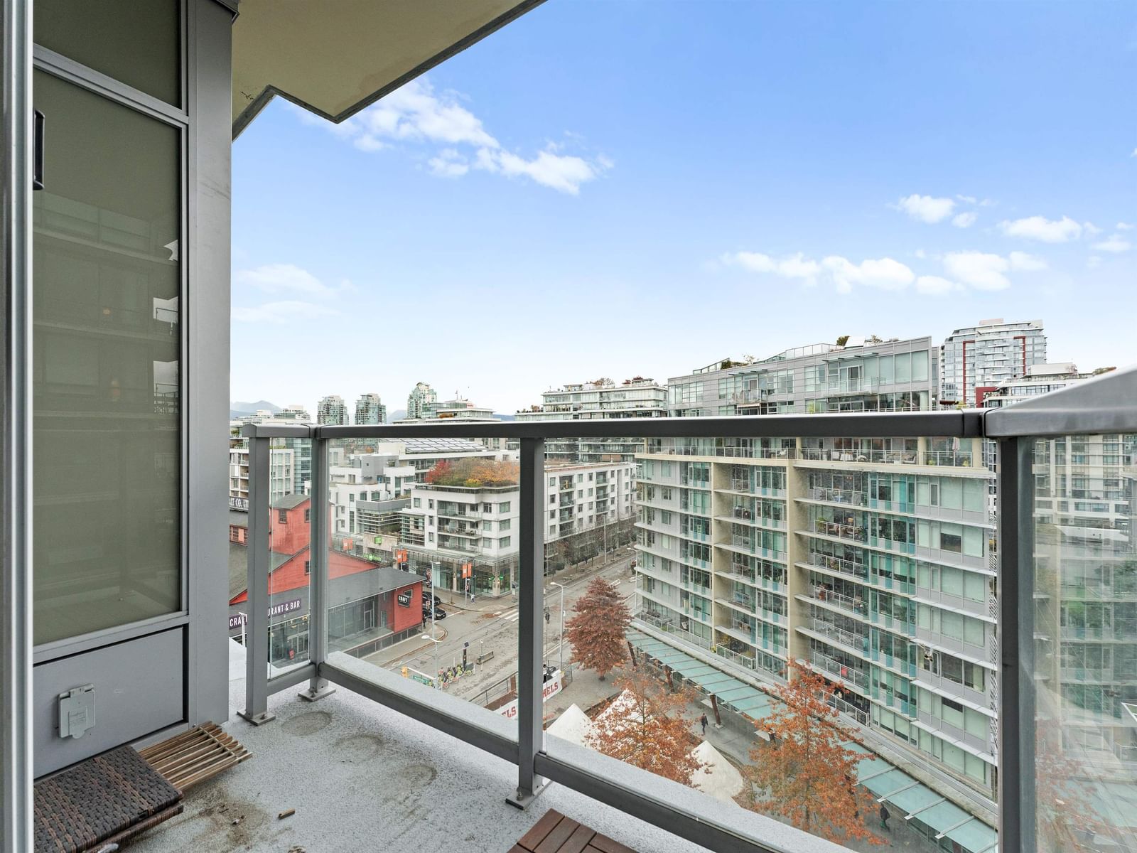 Listing Image 18