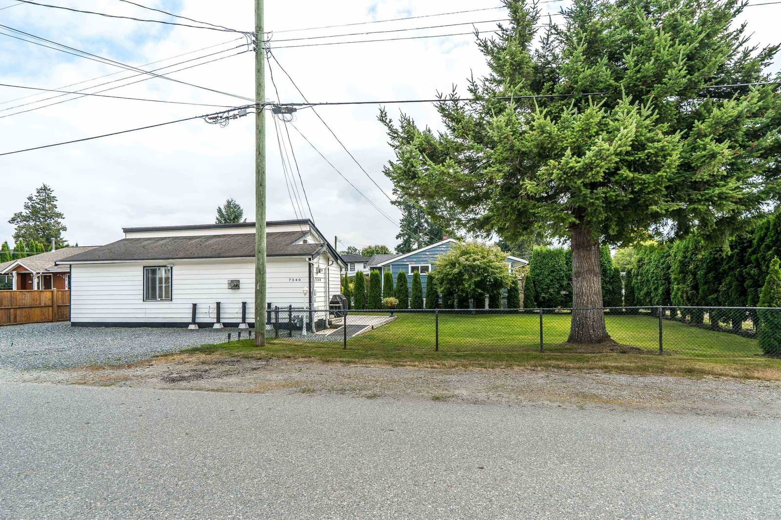 Listing Image 29