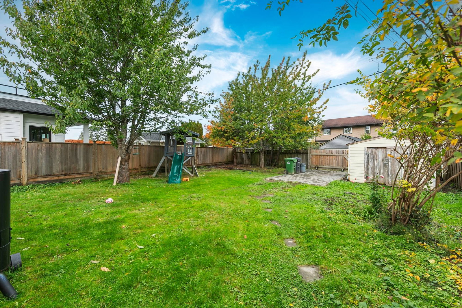 Listing Image 14
