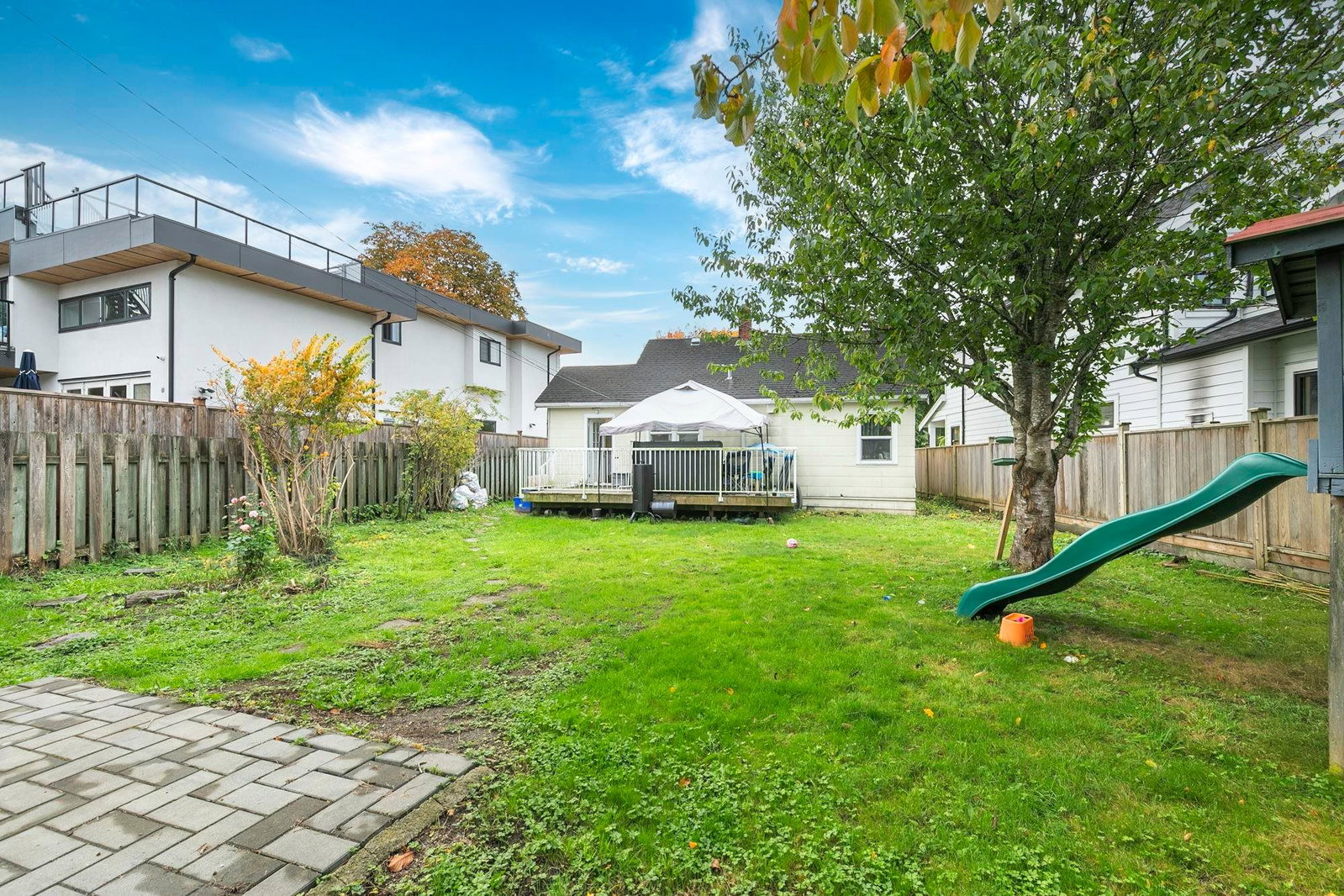 Listing Image 16